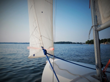 Segelboot auf dem Berliner Wannsee